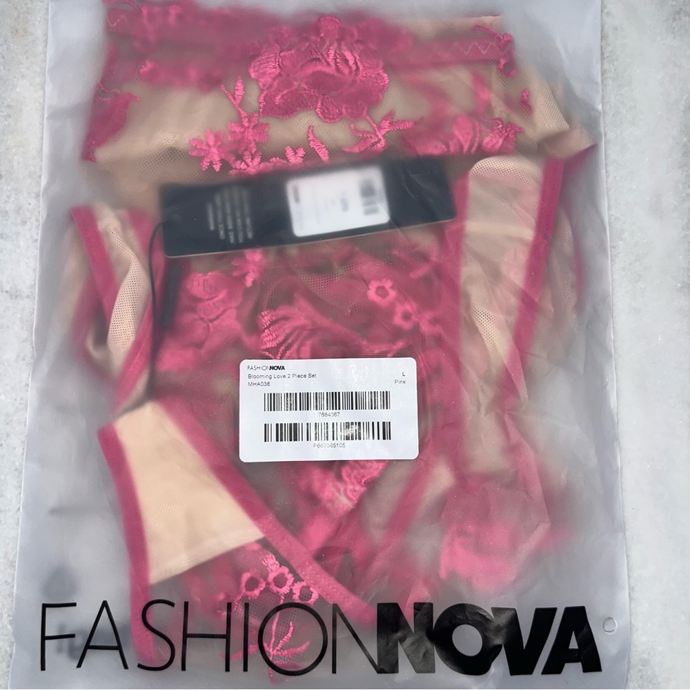 2 piece Lace crop top & thong set Pink & Nude Size L NWT - Picture 6 of 6